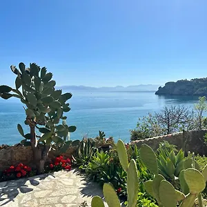 https://terrazza-sul-mare-castellammare-del-golfo.sicilyhotelsitaly.net