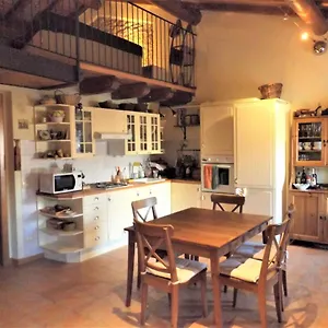 https://casa-canevini-garda.hotelinveneto.com