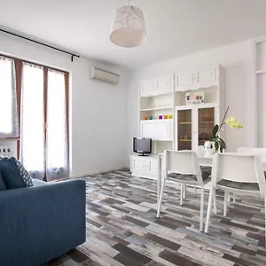 https://casa-girasole-bardolino.hotelinveneto.com